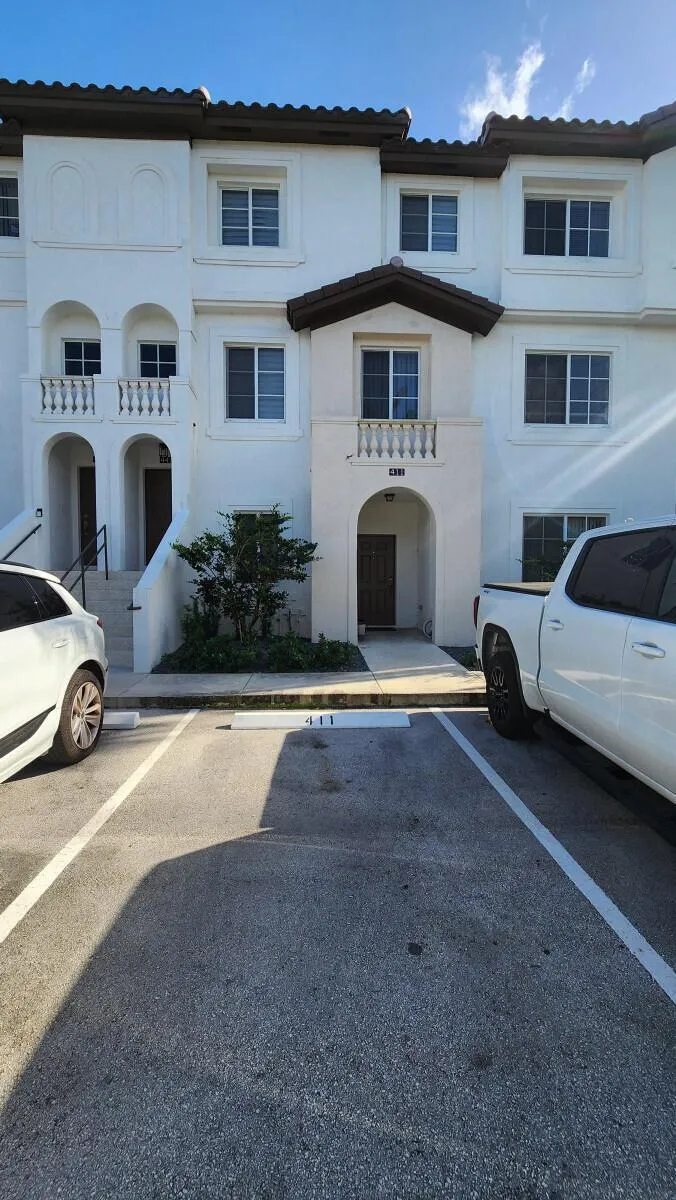12600 SW 50th Court #411 Miramar, FL 33027