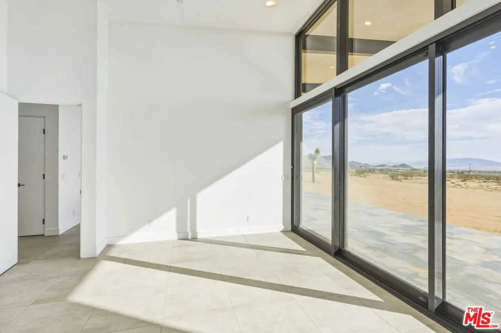 250 Ducor Avenue Landers, CA 92284
