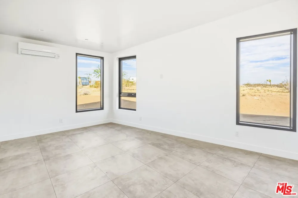 250 Ducor Avenue Landers, CA 92284