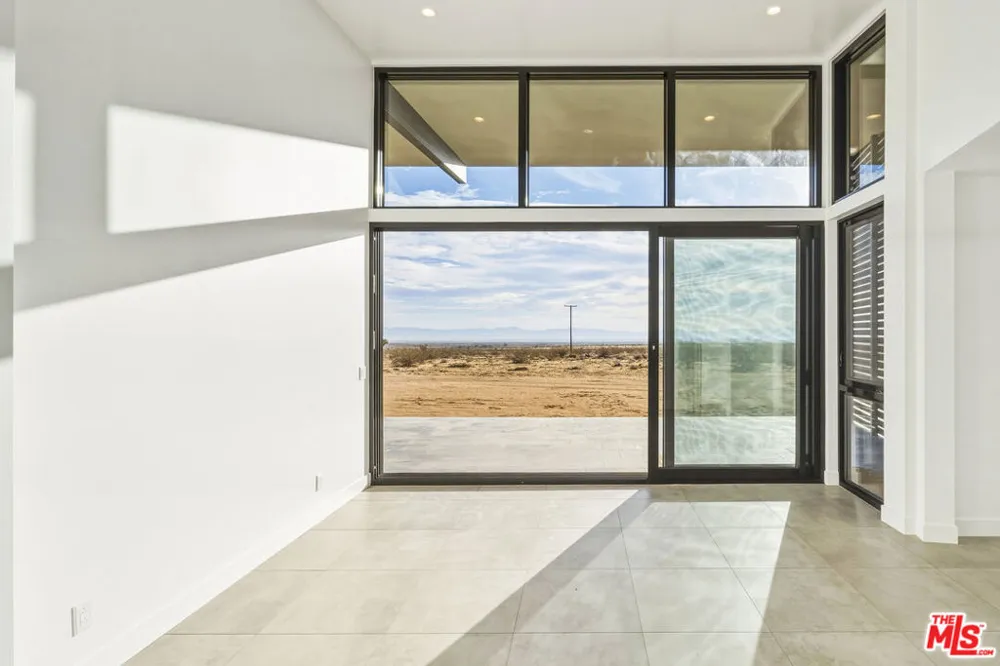 250 Ducor Avenue Landers, CA 92284