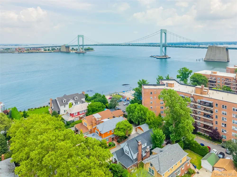 609 161st Street Whitestone, NY 11357