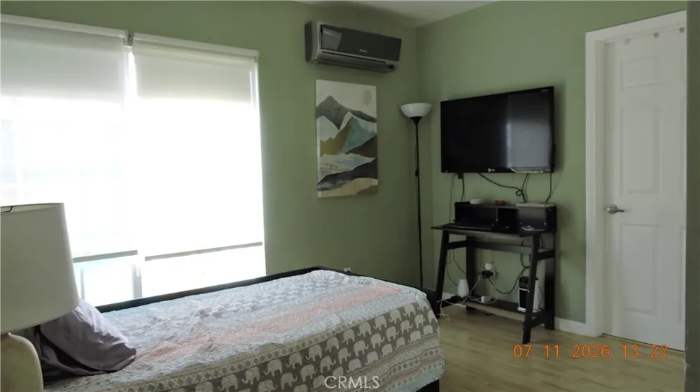 7818 Apperson Sunland, CA 91040