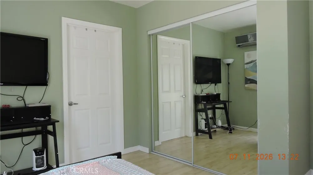 7818 Apperson Sunland, CA 91040