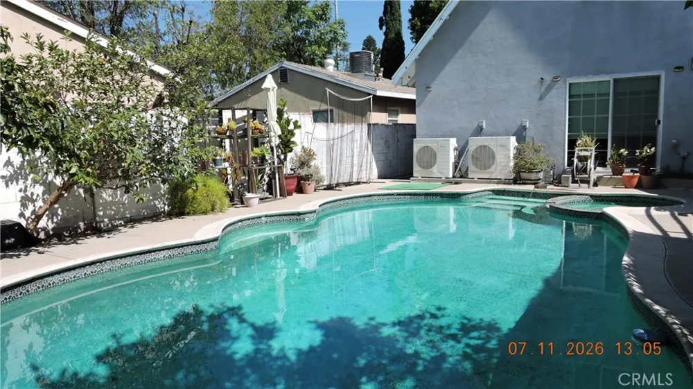 7818 Apperson Sunland, CA 91040