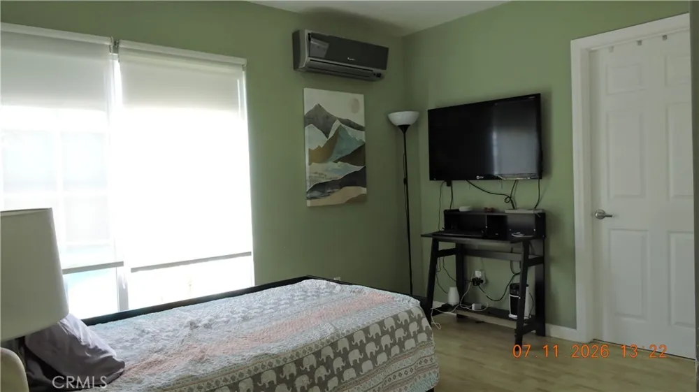 7818 Apperson Sunland, CA 91040