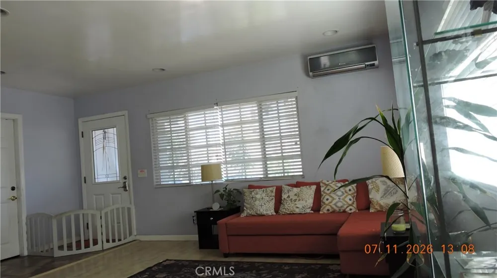 7818 Apperson Sunland, CA 91040