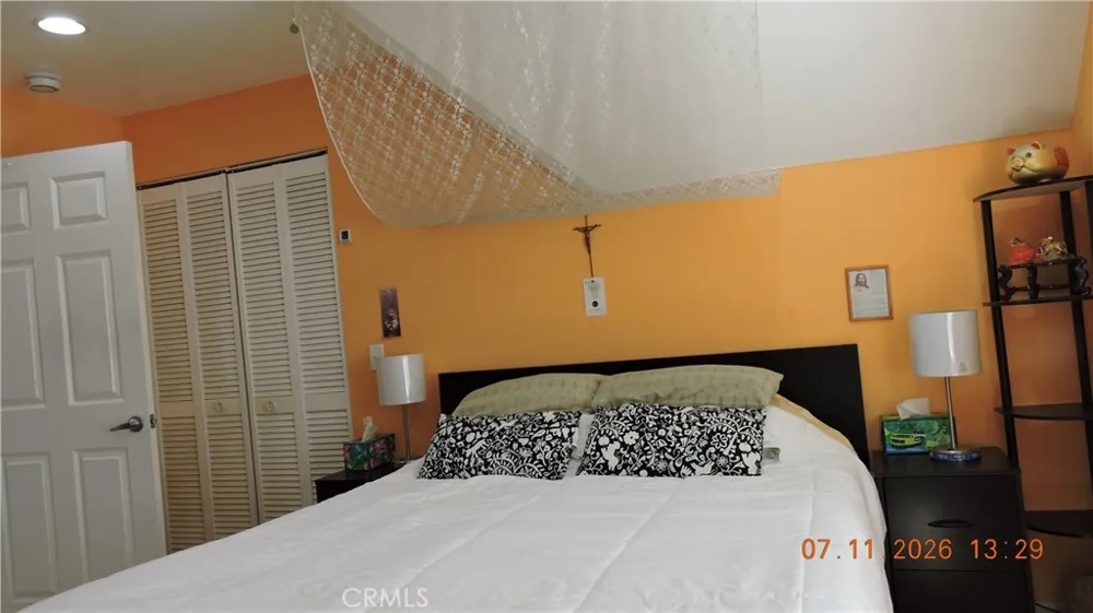 7818 Apperson Sunland, CA 91040