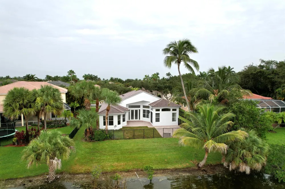 19428 Estuary Drive Boca Raton, FL 33498