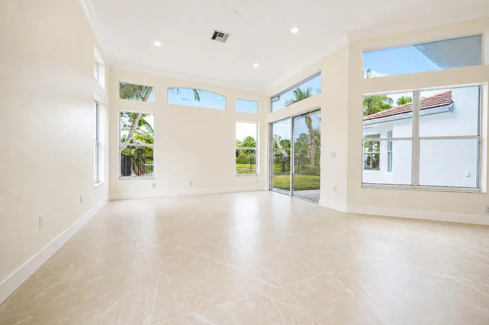 19428 Estuary Drive Boca Raton, FL 33498