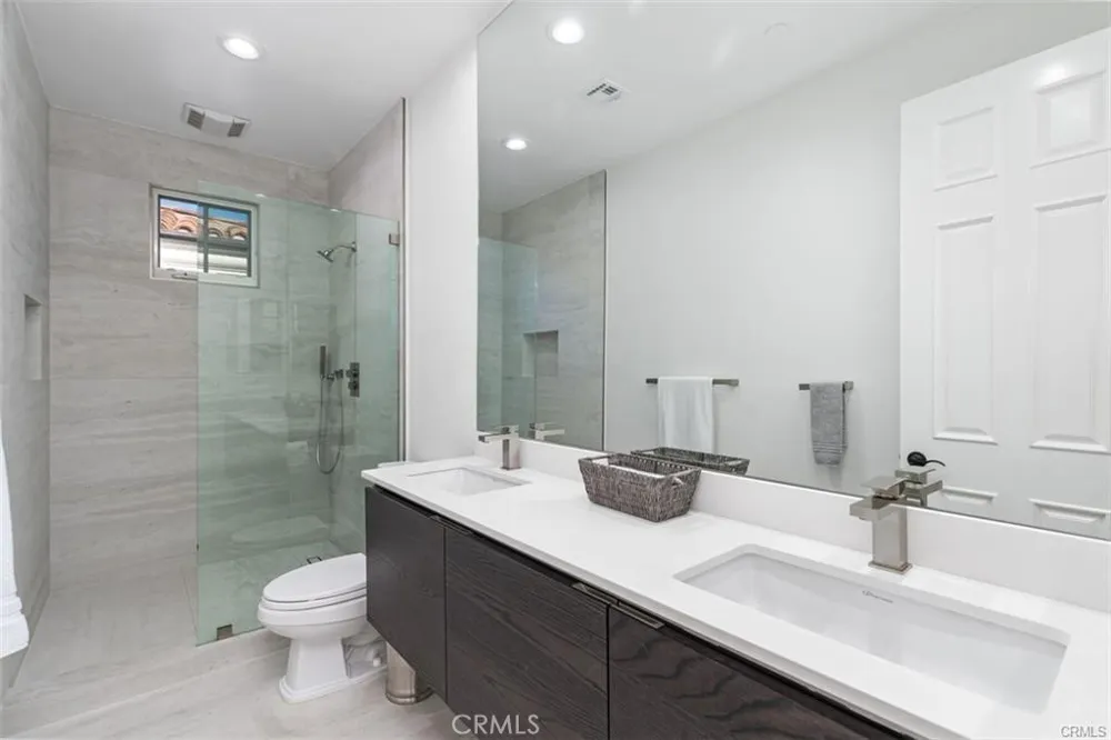 4 Baffin bay Newport Coast, CA 92657