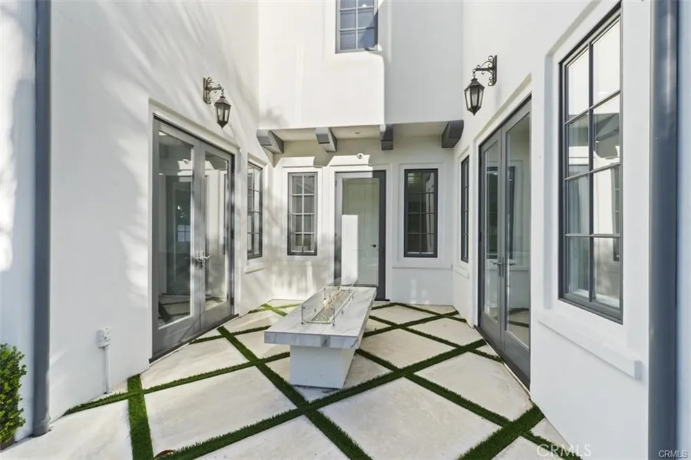 4 Baffin bay Newport Coast, CA 92657