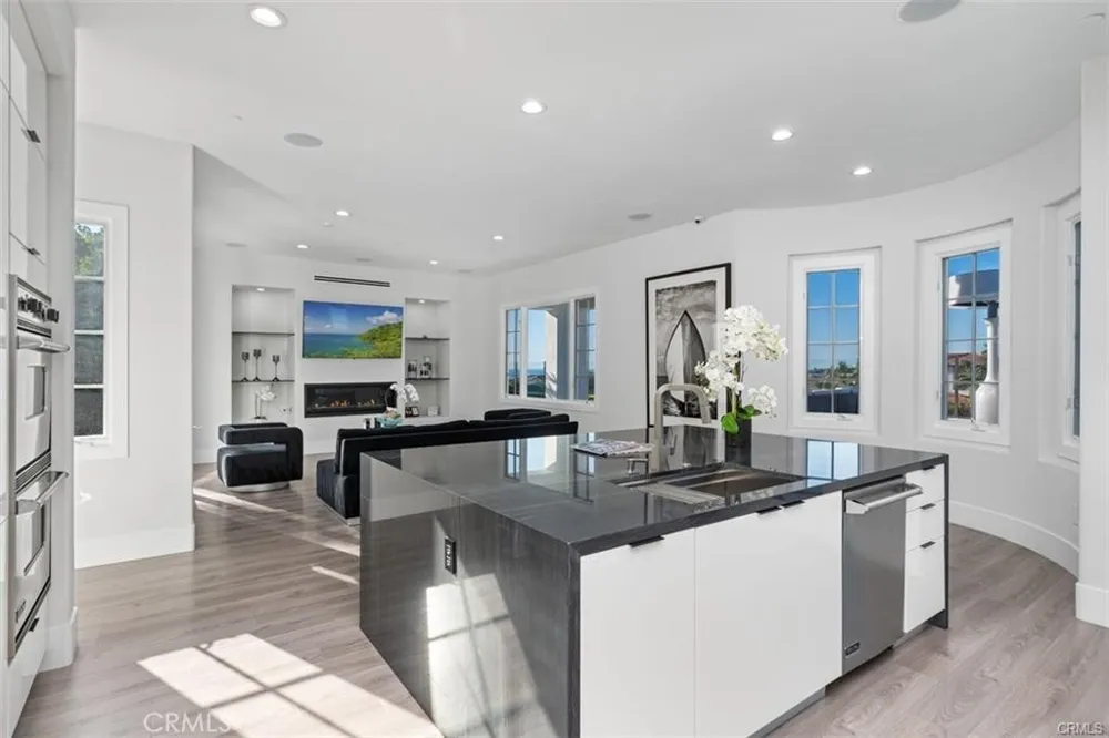 4 Baffin bay Newport Coast, CA 92657