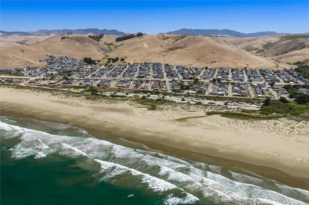 381 Rennell Morro Bay, CA 93442