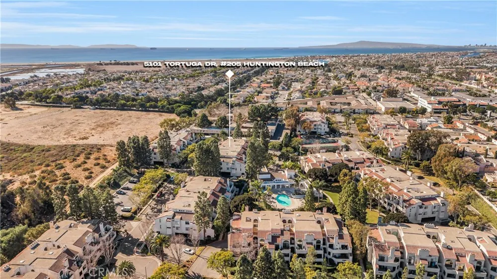 5101 Tortuga Drive #205 Huntington Beach, CA 92649