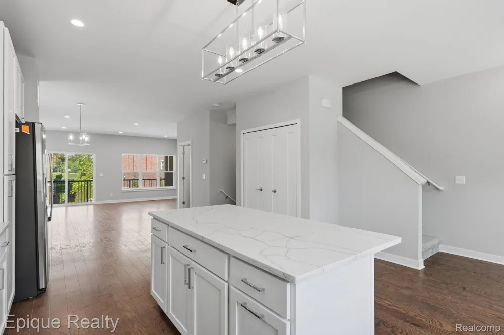 25549 Grandview Lane #31 Novi City, MI 48375