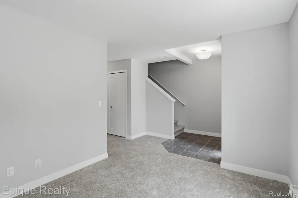 25549 Grandview Lane #31 Novi City, MI 48375