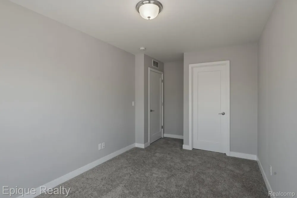 25549 Grandview Lane #31 Novi City, MI 48375