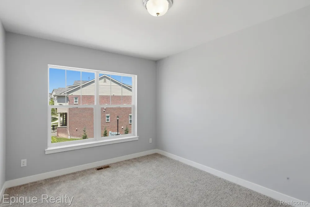 25549 Grandview Lane #31 Novi City, MI 48375