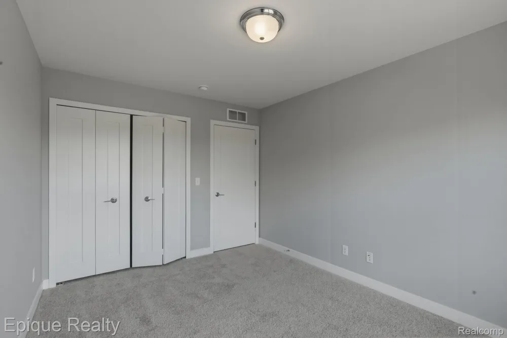 25558 Grandview Lane #38 Novi City, MI 48375