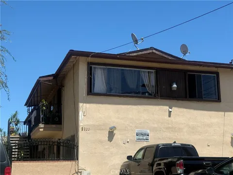 1222 Park Western
