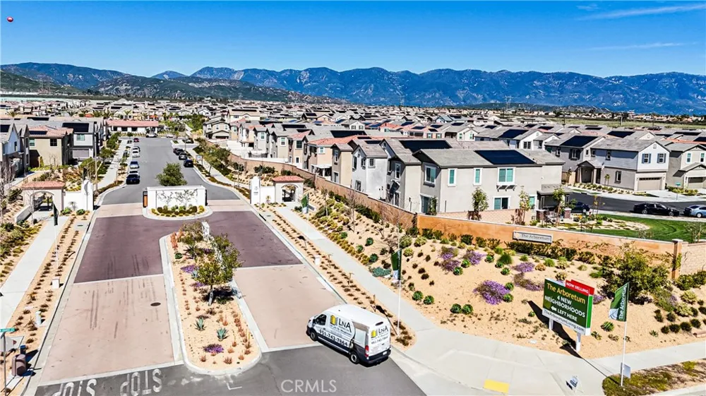 16651 Snowdrop #1 Fontana, CA 92336