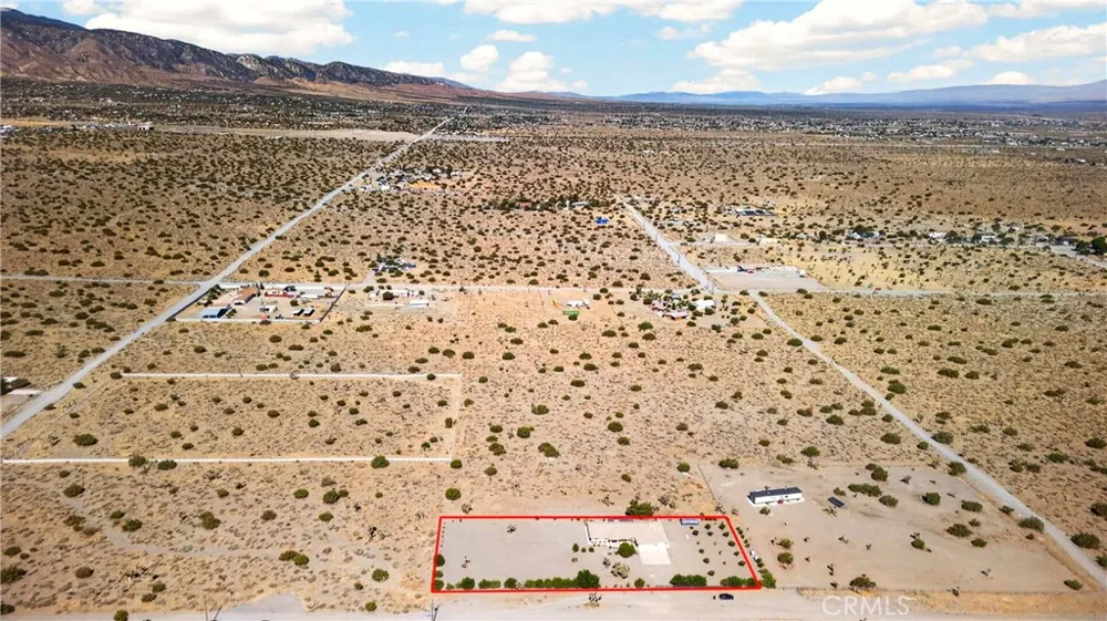 10624 Nugget Phelan, CA 92371