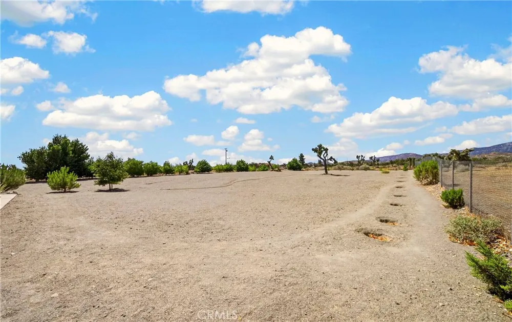 10624 Nugget Phelan, CA 92371