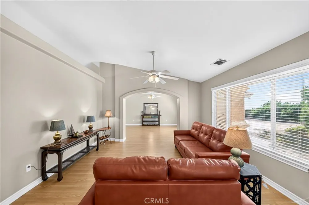 10624 Nugget Phelan, CA 92371