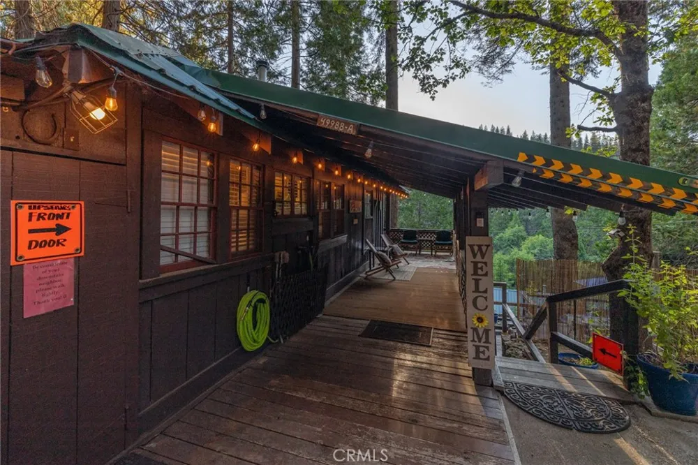 49988 Locust Oakhurst, CA 93644