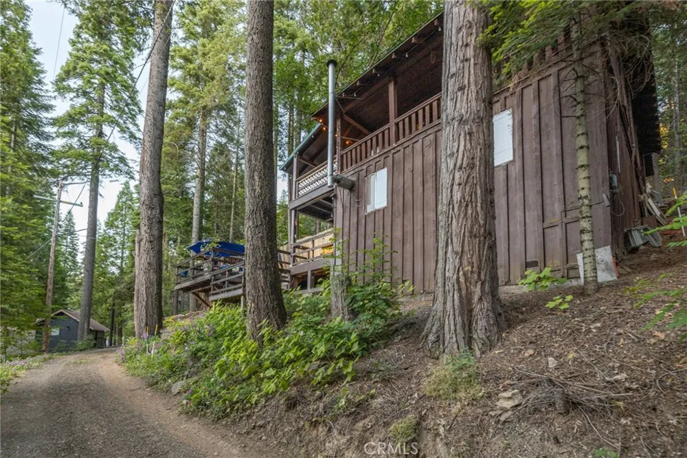 49988 Locust Oakhurst, CA 93644
