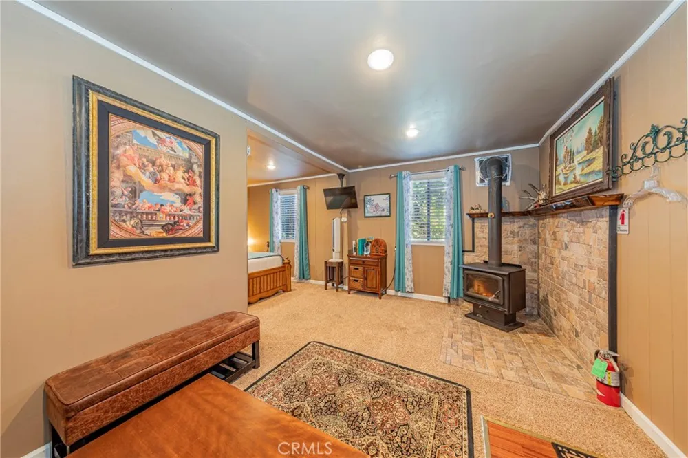 49988 Locust Oakhurst, CA 93644