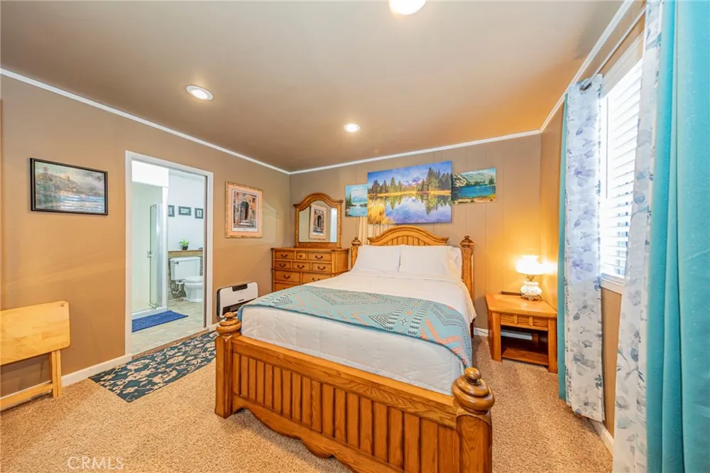 49988 Locust Oakhurst, CA 93644