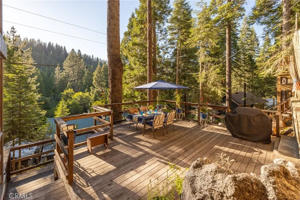 49988 Locust Oakhurst, CA 93644
