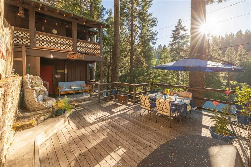 49988 Locust Oakhurst, CA 93644
