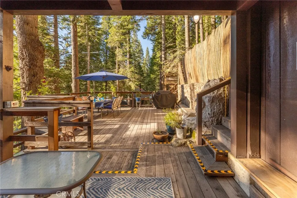 49988 Locust Oakhurst, CA 93644