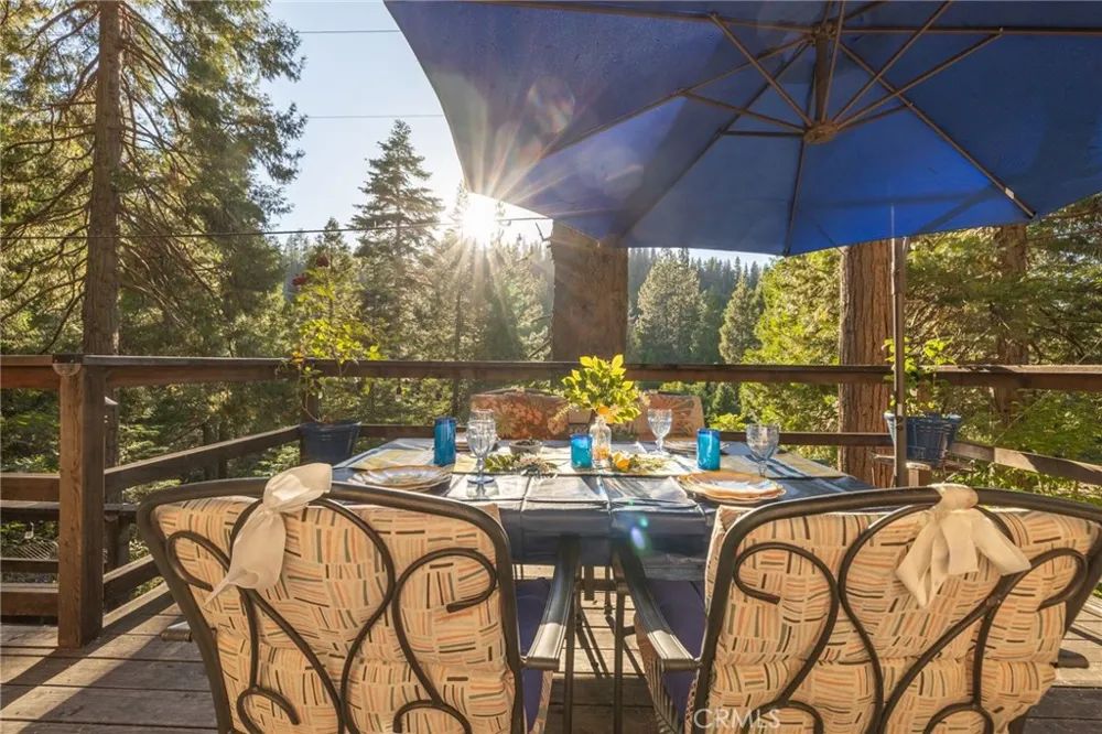 49988 Locust Oakhurst, CA 93644