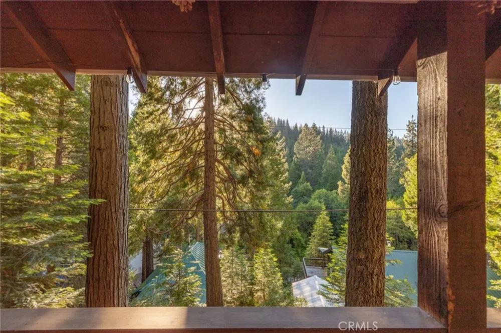 49988 Locust Oakhurst, CA 93644