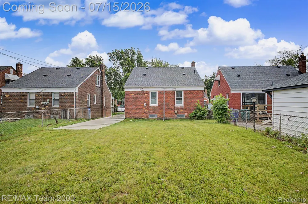 1670 Riverbank Street Lincoln Park City, MI 48146
