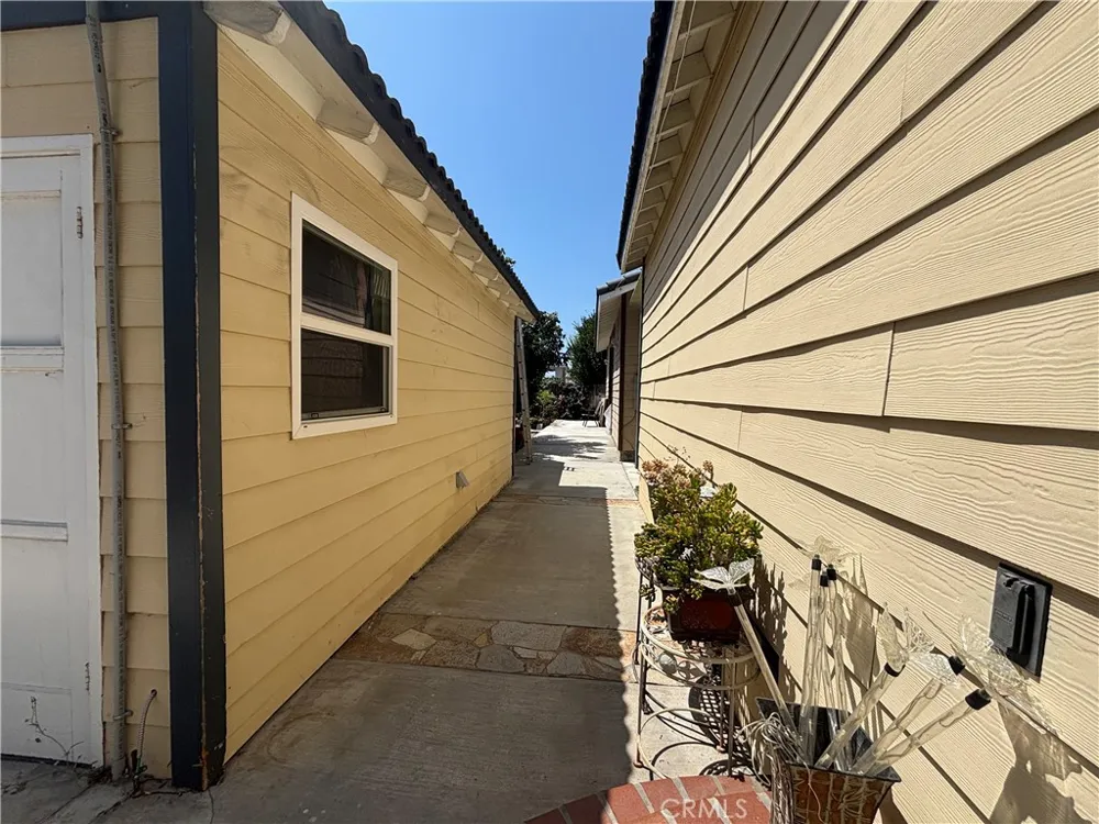 10382 Bonnie Garden Grove, CA 92843