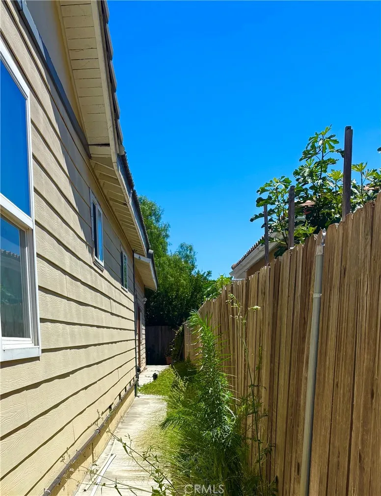 10382 Bonnie Garden Grove, CA 92843