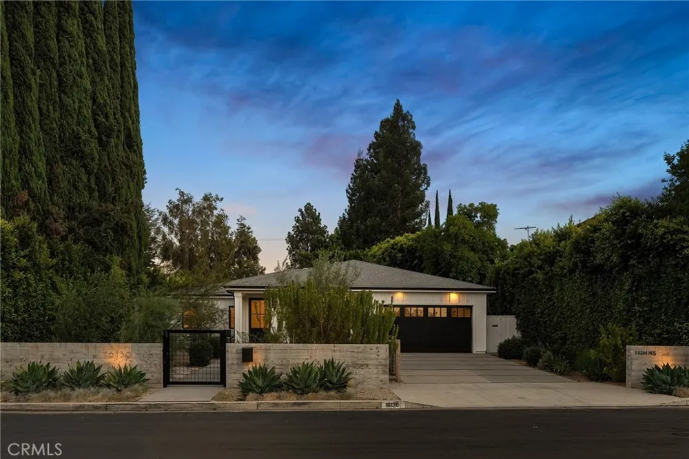 16130 Otsego Street Encino, CA 91436