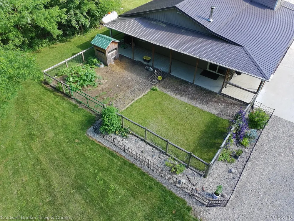 6150 Fleming Road Cohoctah Township, MI 48836