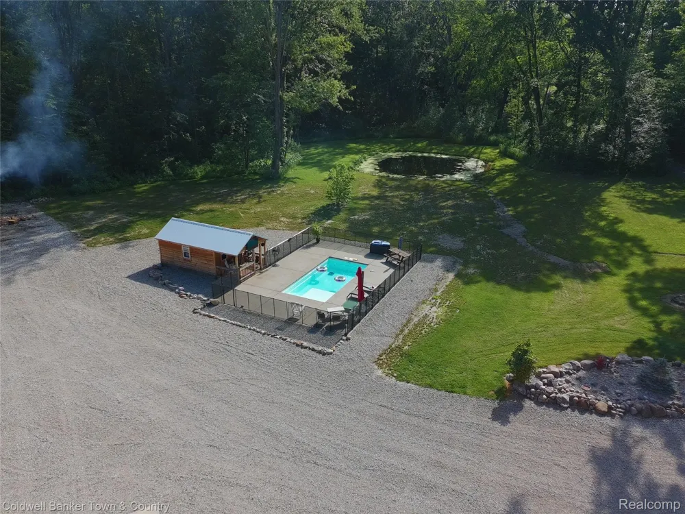 6150 Fleming Road Cohoctah Township, MI 48836
