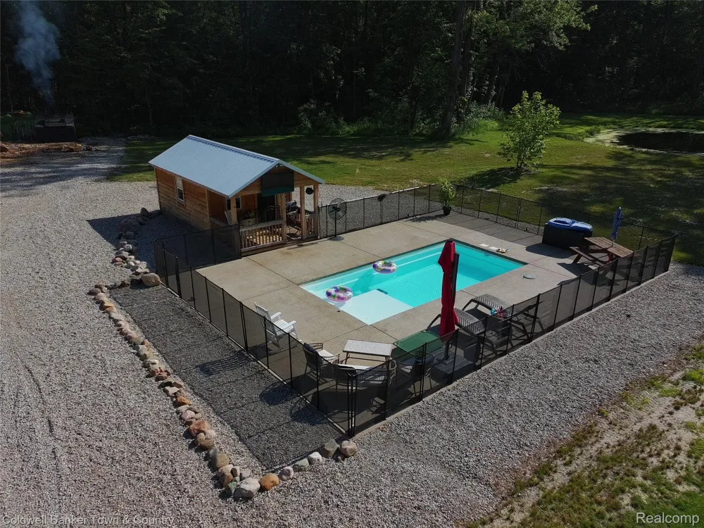 6150 Fleming Road Cohoctah Township, MI 48836