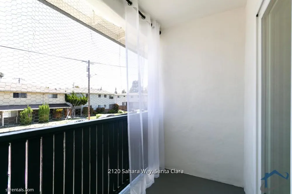 2120 Sahara Way #3 Santa Clara, CA 95050