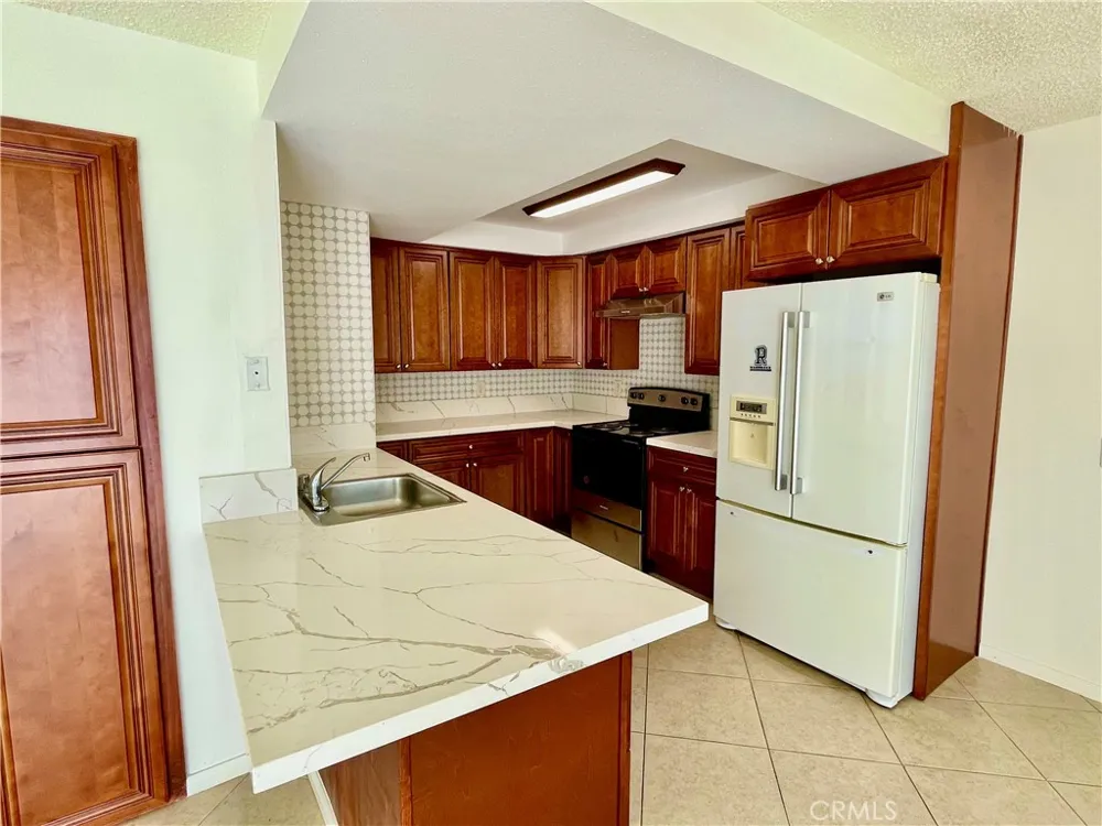 139 E Cypress Redlands, CA 92373