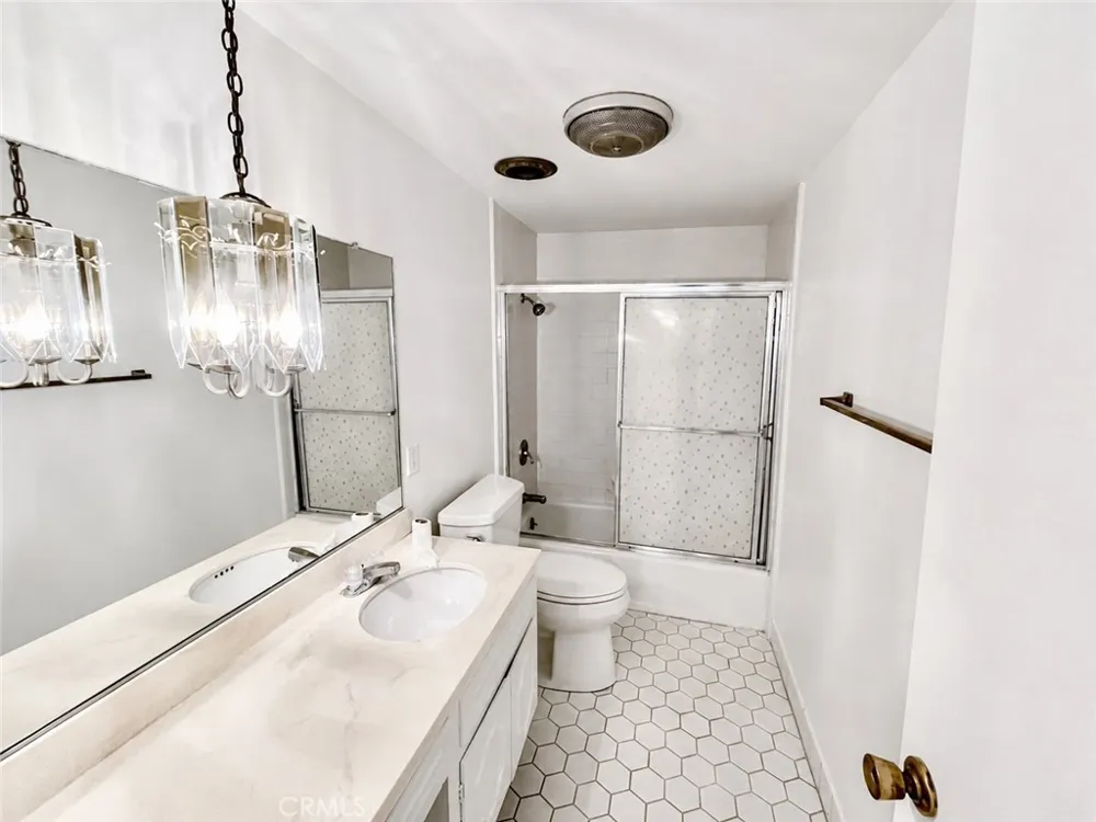 139 E Cypress Redlands, CA 92373