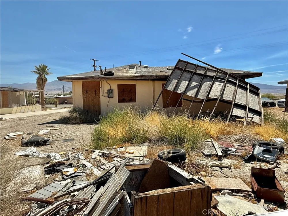 84372 8th Street Trona, CA 93562
