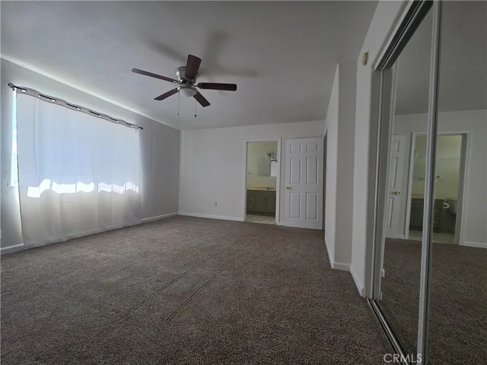 11380 El Esteban Phelan, CA 92371