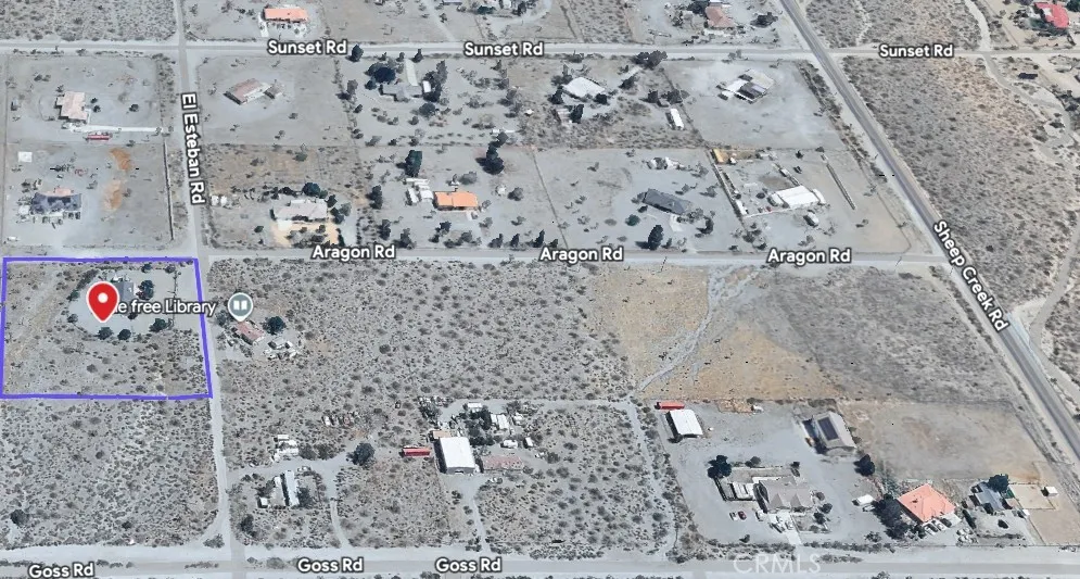 11380 El Esteban Phelan, CA 92371